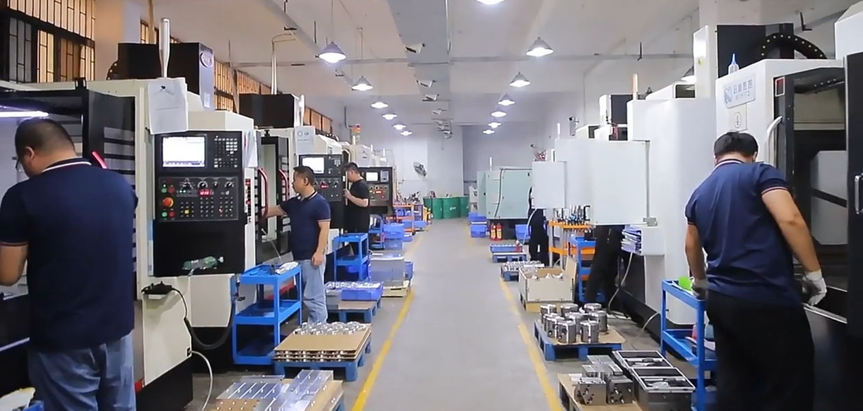 Dongguan Zhongwei Metal Products Co., Ltd প্রস্তুতকারকের উৎপাদন লাইন