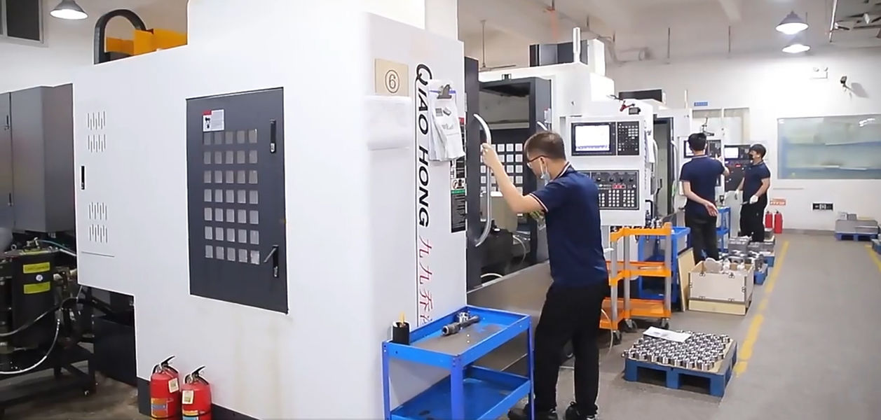 Dongguan Zhongwei Metal Products Co., Ltd প্রস্তুতকারকের উৎপাদন লাইন